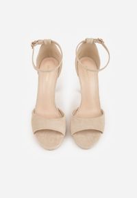 Born2be - Beżowe Sandały na Szpilce z Imitacji Zamszu z Paskiem wokół Kostki Fecili. Okazja: na spotkanie biznesowe, do pracy. Zapięcie: pasek. Kolor: beżowy. Materiał: zamsz. Obcas: na szpilce. Styl: biznesowy, elegancki #3