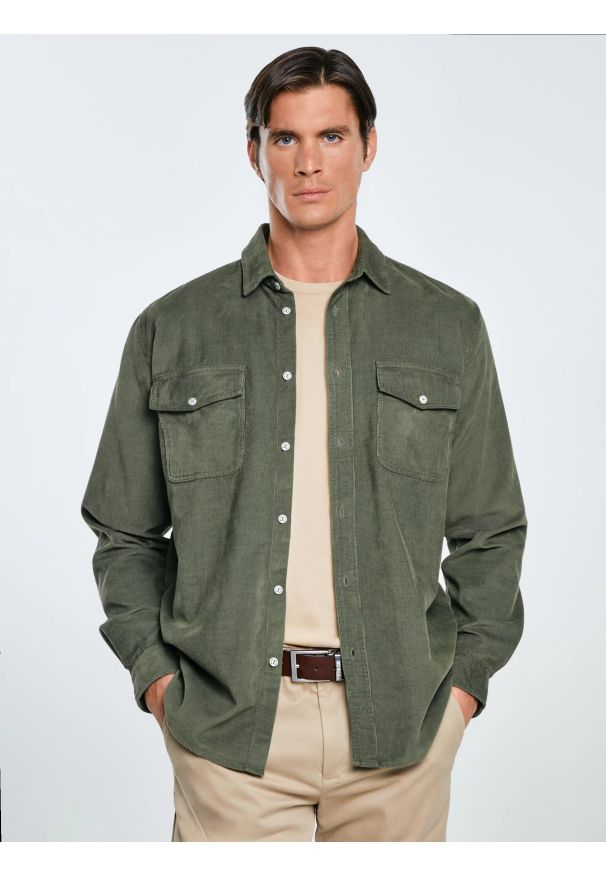 Big-Star - Koszula męska z drobnego sztruksu khaki Cordwis 303. Kolor: zielony. Materiał: sztruks