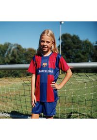 Strój piłkarski dla dzieci FC Barcelona home 23/24. Kolor: wielokolorowy, niebieski, czerwony. Sport: piłka nożna #1