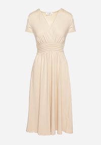 Born2be - Beżowa Taliowana Sukienka z Dekoltem na Zakładkę Quimadea. Okazja: na spotkanie biznesowe. Kolor: beżowy. Materiał: materiał. Wzór: aplikacja. Styl: biznesowy, elegancki #6