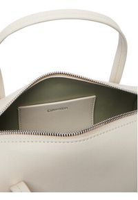 Calvin Klein Torebka Foil Logo Small Duffle Bag LV04F3663G Kremowy. Kolor: kremowy. Materiał: skórzane #3