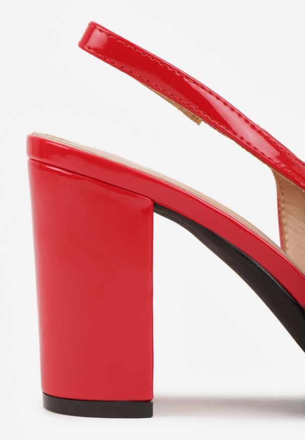 Born2be - Czerwone Lakierowane Sandały na Obcasie Bez Pięty Halavea. Okazja: na imprezę, na co dzień. Kolor: czerwony. Materiał: lakier. Obcas: na obcasie. Styl: casual, elegancki. Wysokość obcasa: średni