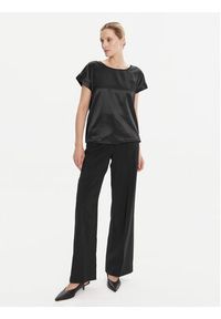 JOOP! Bluzka 30044802 Czarny Regular Fit. Kolor: czarny. Materiał: satyna #8