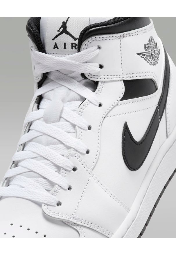 Nike Air Jordan 1 Sneakersy męskie. Kolor: biały. Model: Nike Air Jordan
