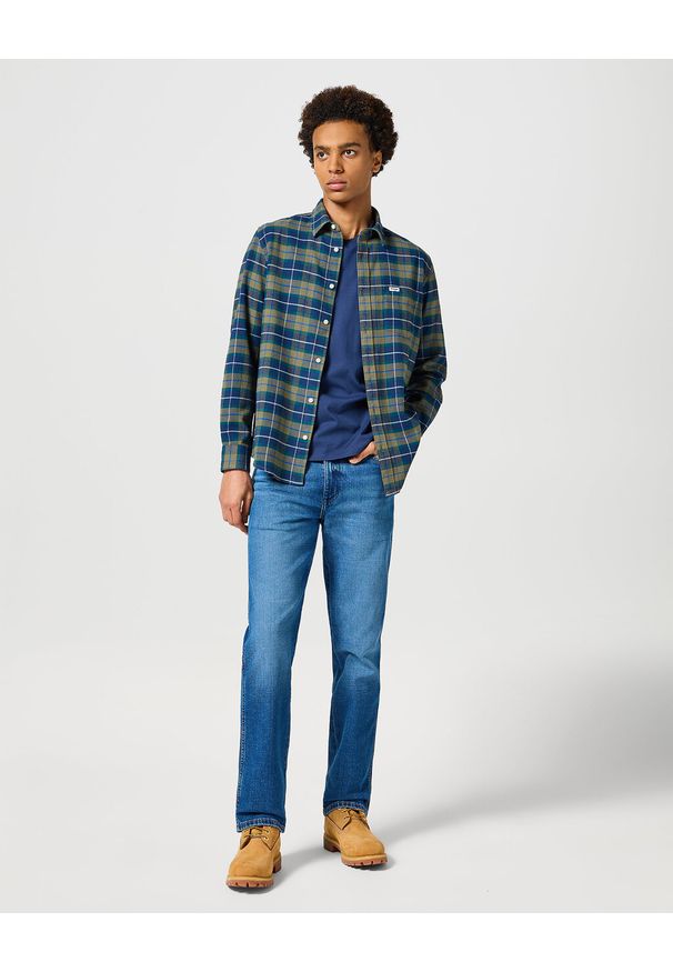 Wrangler - WRANGLER MĘSKA KOSZULA 1 PKT FLANNEL SHIRT DUSTY OLIVE 112356769 W564017359