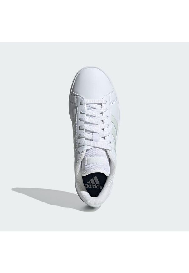 Adidas - Grand Court TD Lifestyle Court Casual Shoes. Okazja: na co dzień. Kolor: zielony, biały, wielokolorowy. Materiał: materiał