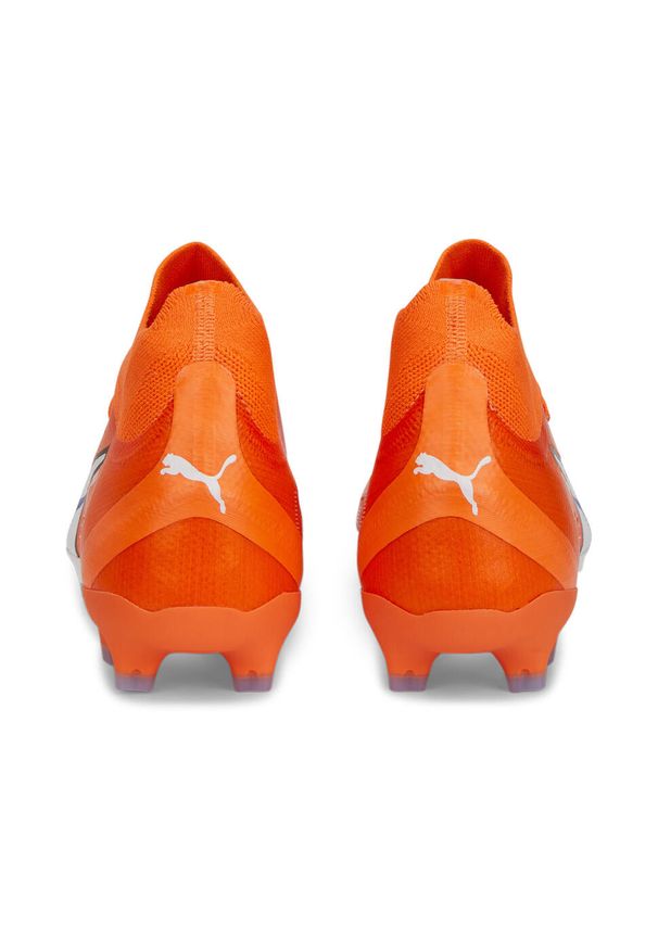 Buty piłkarskie męskie Puma Ultra Pro Fgag. Kolor: biały, wielokolorowy, pomarańczowy, żółty, niebieski. Materiał: materiał. Szerokość cholewki: normalna. Sport: piłka nożna