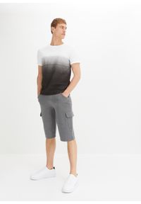 bonprix - T-shirt Slim Fit. Kolor: biały