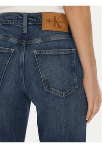 Calvin Klein Jeans Jeansy J20J224514 Niebieski Mom Fit. Kolor: niebieski