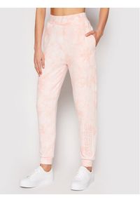Guess Spodnie dresowe O1GA38 K68I1 Różowy Regular Fit. Kolor: różowy. Materiał: bawełna, dresówka #1