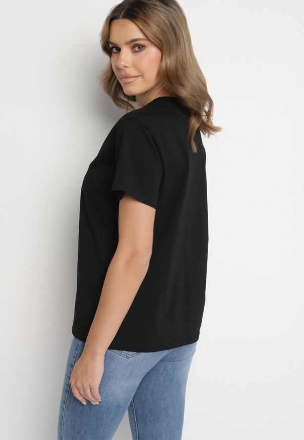 Born2be - Czarny T-shirt z Bawełny Ozdobiony Haftowanym Napisem z Cekinami Marisiana. Okazja: na co dzień. Kolor: czarny. Materiał: bawełna. Wzór: napisy, aplikacja, haft. Styl: glamour, klasyczny, casual