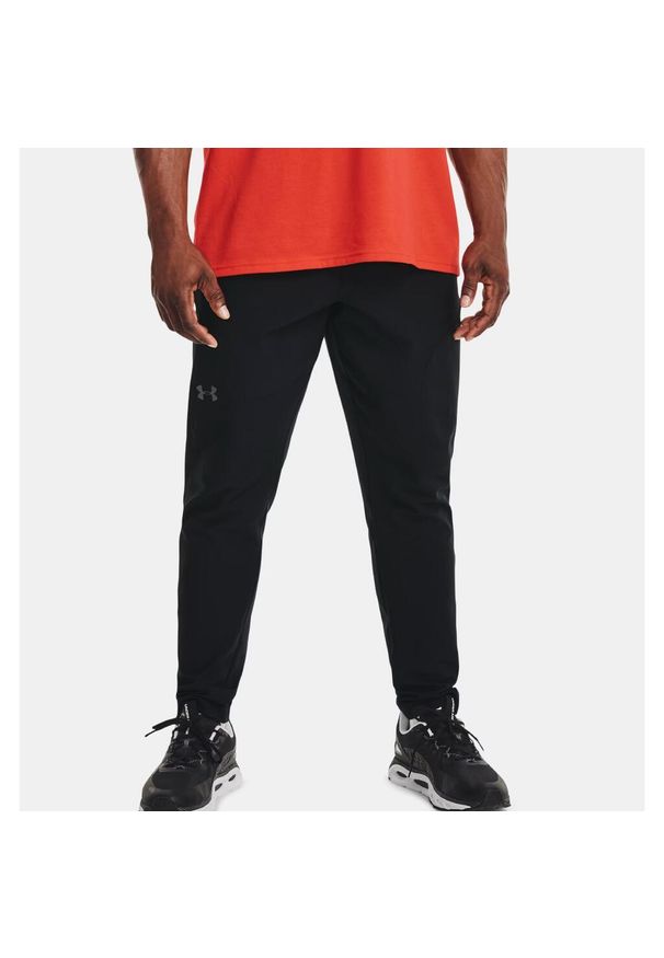 Spodnie fitness męskie Under Armour Unstoppable Tapered. Kolor: czarny, niebieski. Sport: fitness