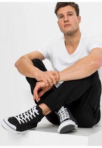 bonprix - Spodnie bojówki ze stretchem i gumką w talii, Regular Fit Straight. Kolor: czarny #3