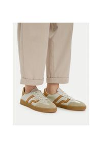 GANT - Sneakersy Gant. Kolor: beżowy #1
