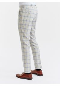 Pako Lorente - PAKO LORENTE – Beżowe spodnie garniturowe w kratę. Okazja: na komunię, na ślub cywilny, na wesele. Kolor: beżowy. Materiał: poliester, elastan, tkanina, wiskoza. Wzór: gładki. Sezon: wiosna, lato. Styl: elegancki #2