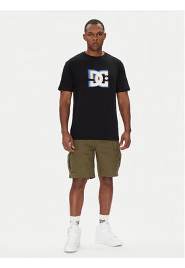 DC Szorty materiałowe Tundra ADYWS03086 Zielony Regular Fit. Kolor: zielony. Materiał: bawełna