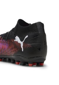 Puma - Buty piłkarskie FUTURE 8 PRO MG PUMA Black White Glowing Red. Kolor: czerwony, biały, wielokolorowy, czarny. Sport: piłka nożna