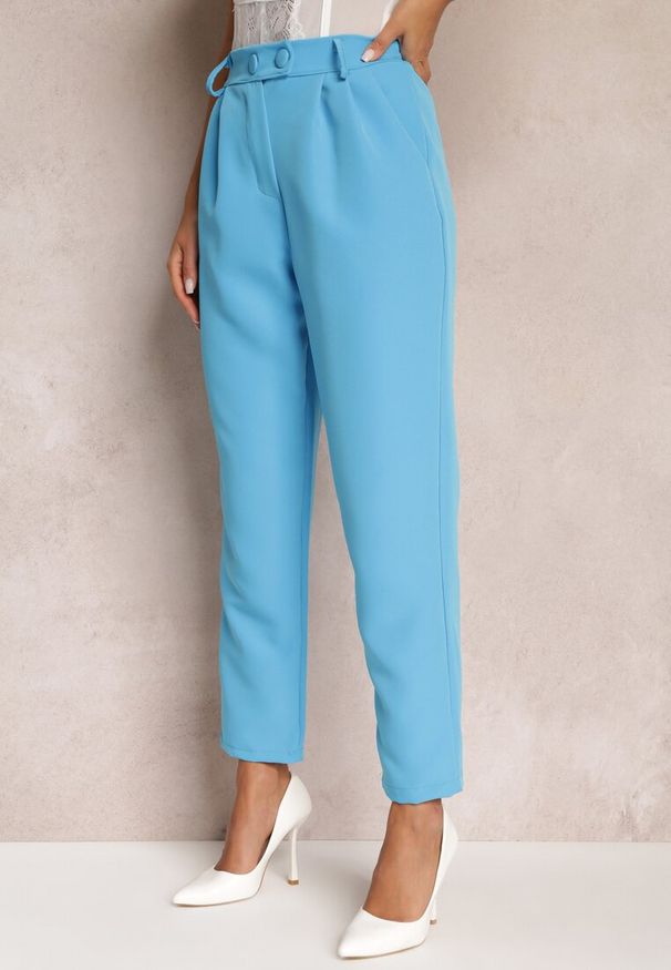 Renee - Niebieskie Spodnie Cygaretki z Guzikami i Gumką w Pasie Gelarine. Stan: podwyższony. Kolor: niebieski. Styl: elegancki