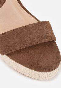 Renee - Brązowe Sandały VICES na Platformie i Koturnie z Plecionką w Stylu Boho Elikea. Zapięcie: sprzączka. Kolor: brązowy. Materiał: jeans. Sezon: lato. Obcas: na koturnie. Styl: boho #8