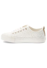 Trampki damskie Lee Cooper, cholewka z materiału tekstylnego koronkowego wiązanie z przodu metalowe oczka na grubszej podeszwie, białe, LCW-26-02-406. Okazja: na co dzień. Zapięcie: sznurówki. Kolor: biały. Materiał: materiał, koronka. Szerokość cholewki: normalna. Styl: elegancki, klasyczny, casual #3