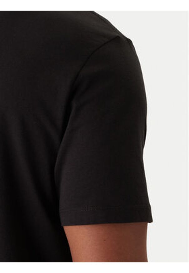 Calvin Klein Jeans T-Shirt 2Tone Graphic LV14RE829G Czarny Regular Fit. Kolor: czarny. Materiał: bawełna