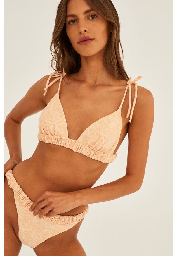 Undress Code biustonosz kąpielowy kolor żółty miękka miseczka. Kolor: żółty. Materiał: dzianina