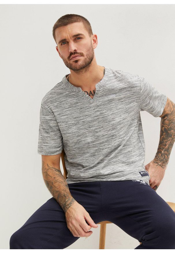 bonprix - T-shirt (2 szt.). Kolor: niebieski. Wzór: melanż