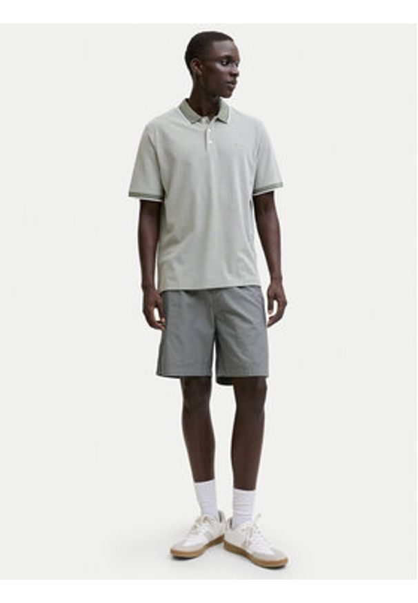 Jack & Jones Polo Blualves 12274681 Zielony jasny Regular Fit. Typ kołnierza: polo. Kolor: zielony. Materiał: bawełna, syntetyk