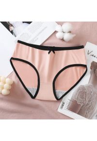 Intica - Figi dziewczęce z ozdobną lamówką na co dzień i specjalne okazje Tamarah. Kolor: różowy. Materiał: materiał