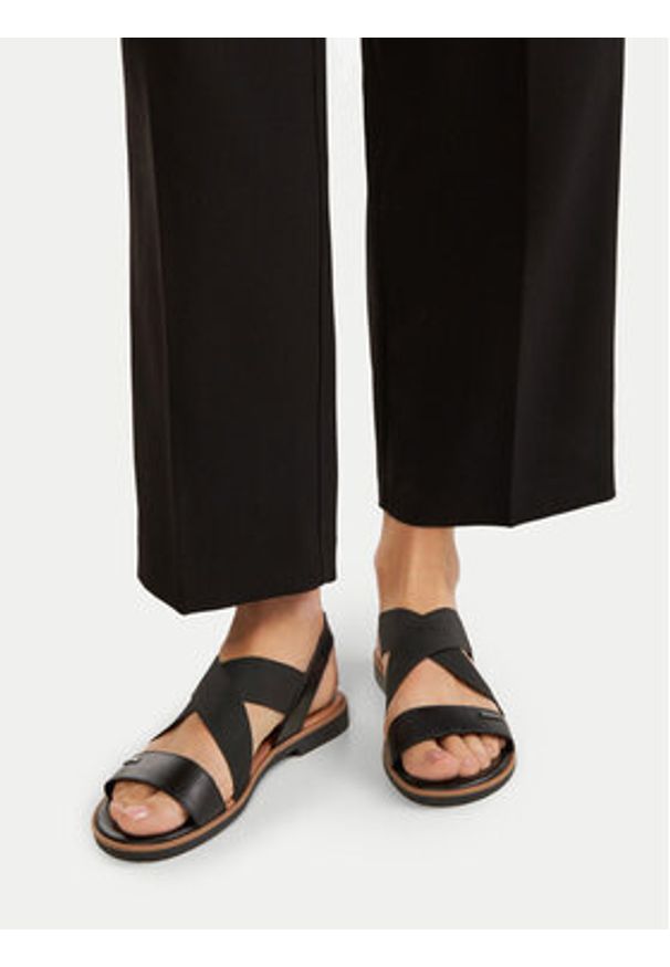 Lasocki Sandały WI16-DOROTHY-01 Czarny. Kolor: czarny. Materiał: materiał