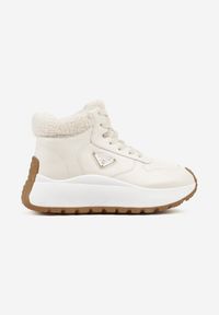 Born2be - Beżowe Sneakersy Śniegowce Vices na Grubej Podeszwie z Trójkątną Ozdobą Filritisa. Kolor: beżowy. Wzór: aplikacja