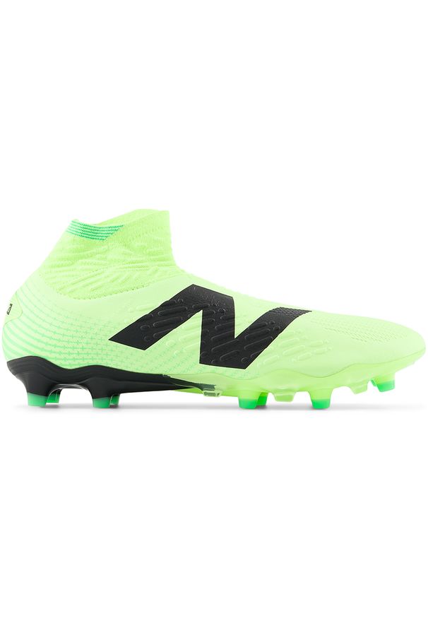 Korki męskie New Balance TEKELA PRO FG V4+ ST1FL45 - zielone. Kolor: zielony. Materiał: guma, nylon, włókno. Szerokość cholewki: normalna. Sport: bieganie, piłka nożna