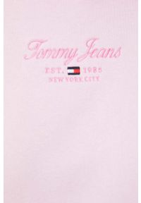 Tommy Jeans bluza damska kolor różowy z kapturem z nadrukiem. Typ kołnierza: kaptur. Kolor: różowy. Wzór: nadruk #4