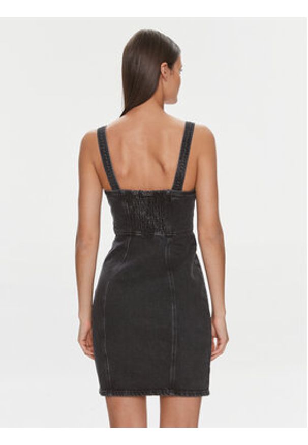 Tommy Jeans Sukienka jeansowa DW0DW17698 Czarny Slim Fit. Kolor: czarny. Materiał: bawełna