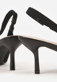 Renee - Czarne Sandały Slingback z Ażurową Cholewką i Szpiczastym Noskiem Beethovia. Okazja: na ślub cywilny, na wesele, na imprezę. Nosek buta: szpiczasty. Kolor: czarny. Materiał: jeans. Szerokość cholewki: normalna. Wzór: ażurowy. Styl: wizytowy #3