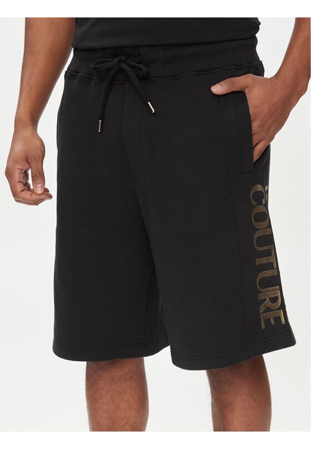 Versace Jeans Couture Szorty sportowe 76GADT00 Czarny Regular Fit. Kolor: czarny. Materiał: bawełna. Styl: sportowy