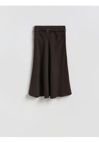 Reserved - Spódnica midi z paskiem - ciemnobrązowy. Kolor: brązowy. Materiał: tkanina, wiskoza #1