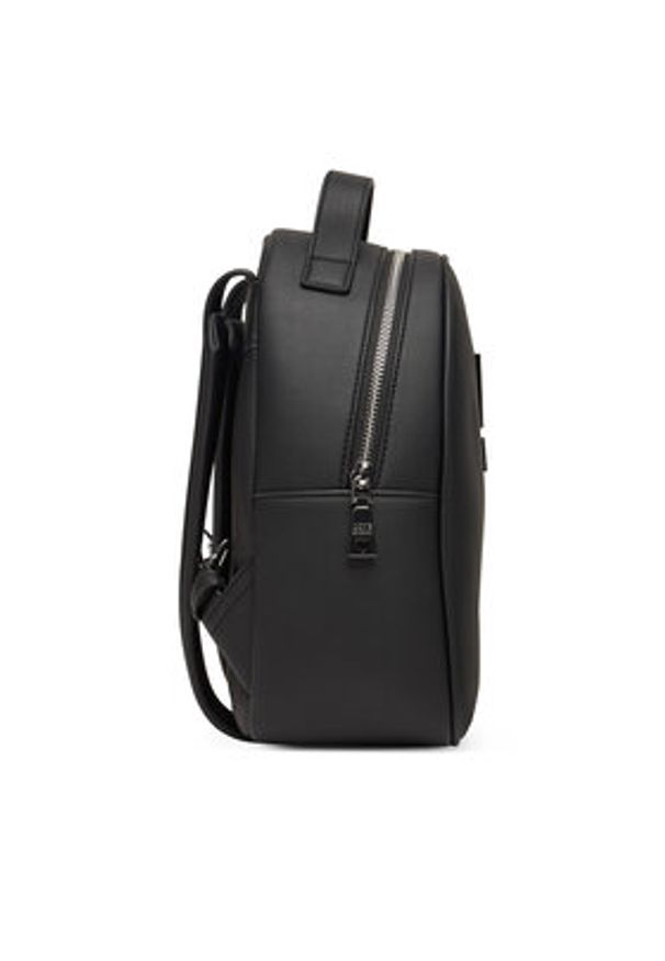 Love Moschino - LOVE MOSCHINO Plecak JC4258PP0MKD000B Czarny. Kolor: czarny. Materiał: skóra