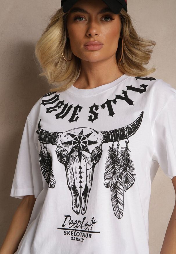 Renee - Biała Koszulka T-shirt Bawełniany z Ozdobnym Nadrukiem Napene. Okazja: na co dzień. Kolor: biały. Materiał: bawełna. Wzór: nadruk. Styl: casual