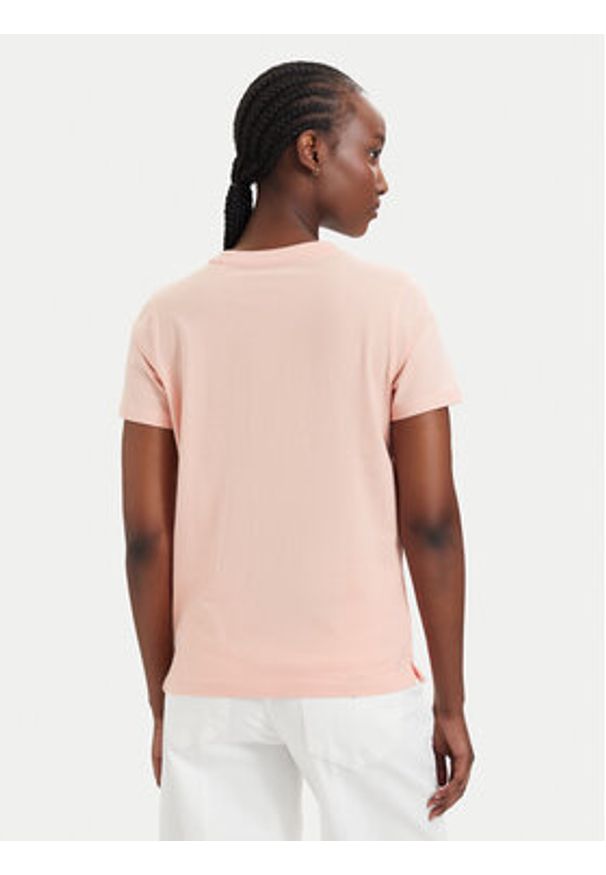 Guess T-Shirt W6GI15 K3035 Koralowy Regular Fit. Kolor: pomarańczowy. Materiał: bawełna