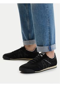 Armani Exchange Sneakersy XM002616 AF22755 MC005 Czarny. Kolor: czarny. Materiał: skóra, zamsz #1