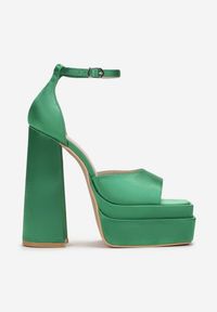 Born2be - Zielone Sandały Ballou. Nosek buta: otwarty. Zapięcie: pasek. Kolor: zielony. Materiał: materiał. Wzór: gładki. Obcas: na platformie