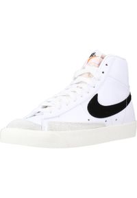 Buty do chodzenia męskie Nike W Blazer Mid 77. Wysokość cholewki: za kostkę. Zapięcie: sznurówki. Kolor: biały, beżowy, wielokolorowy. Materiał: skóra, syntetyk, tkanina, materiał. Szerokość cholewki: normalna. Sport: turystyka piesza