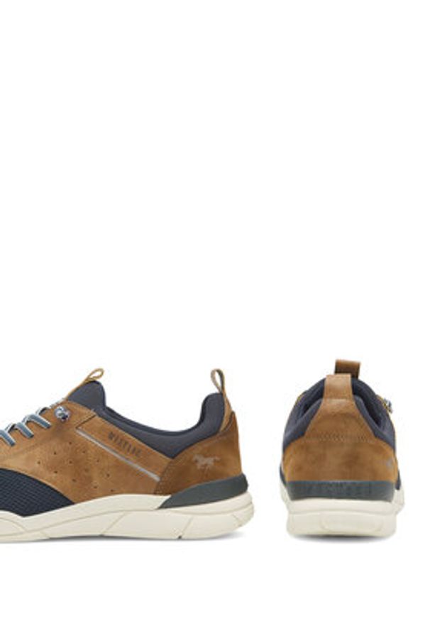 Mustang Półbuty 4138-312 Granatowy. Kolor: niebieski. Materiał: materiał