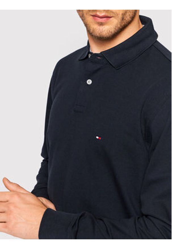 TOMMY HILFIGER - Tommy Hilfiger Polo 1985 MW0MW20183 Granatowy Regular Fit. Typ kołnierza: polo. Kolor: niebieski. Materiał: bawełna