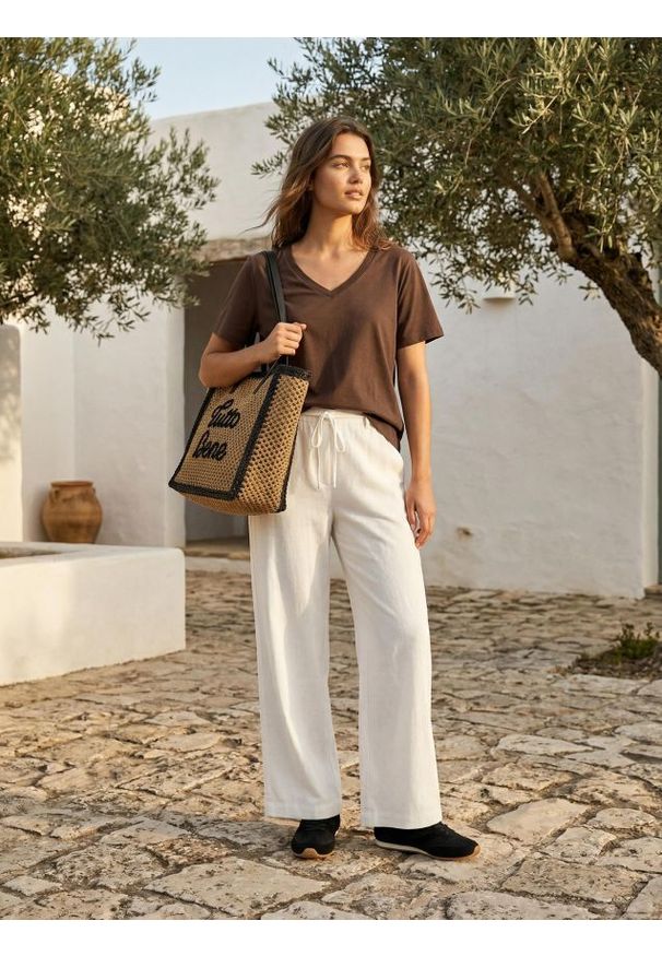 Sinsay - Bawełniana koszulka z gęstego splotu Interlock - brązowy. Kolor: brązowy. Materiał: bawełna. Wzór: ze splotem