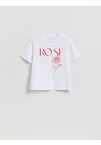 Reserved - T-shirt z nadrukiem - biały. Kolor: biały. Materiał: dzianina, bawełna. Wzór: nadruk #1