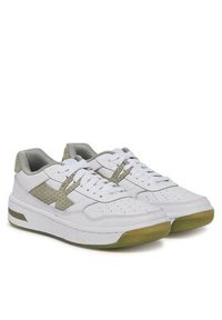 Under Armour Sneakersy UA W Court 96 Suede 3028766 Biały. Kolor: biały. Materiał: zamsz, skóra