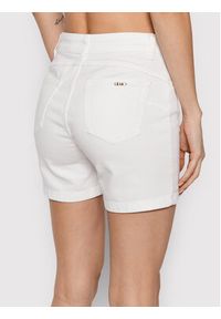 Liu Jo Sport Szorty jeansowe TA2222 D4655 Biały Regular Fit. Kolor: biały. Materiał: jeans, bawełna. Styl: sportowy