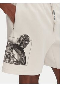 Adidas - adidas Szorty sportowe Star Wars The Mandalorian™ JI5721 Beżowy Regular Fit. Kolor: beżowy. Materiał: bawełna. Wzór: motyw z bajki. Styl: sportowy
